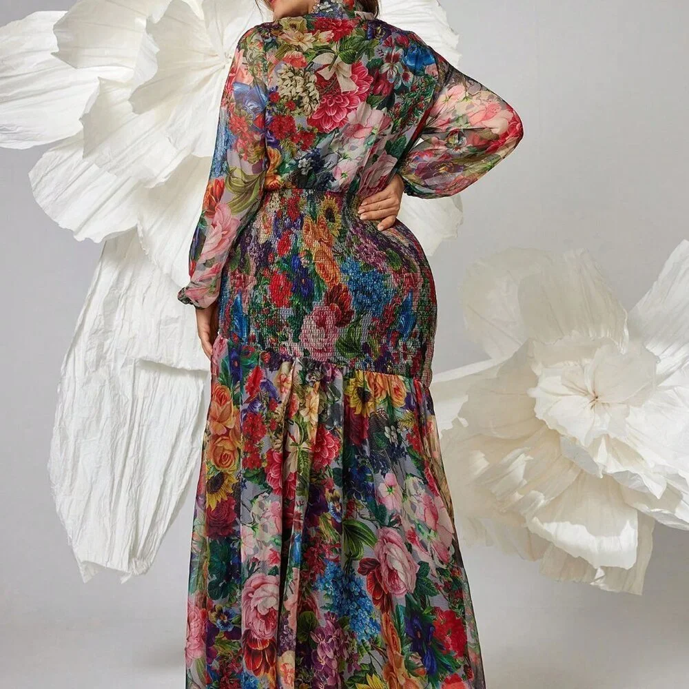 Multicolor Elegant Women's Plus Size Floral V-Neck Lantern Sleeve Maxi Dress - Picture 2 of 6